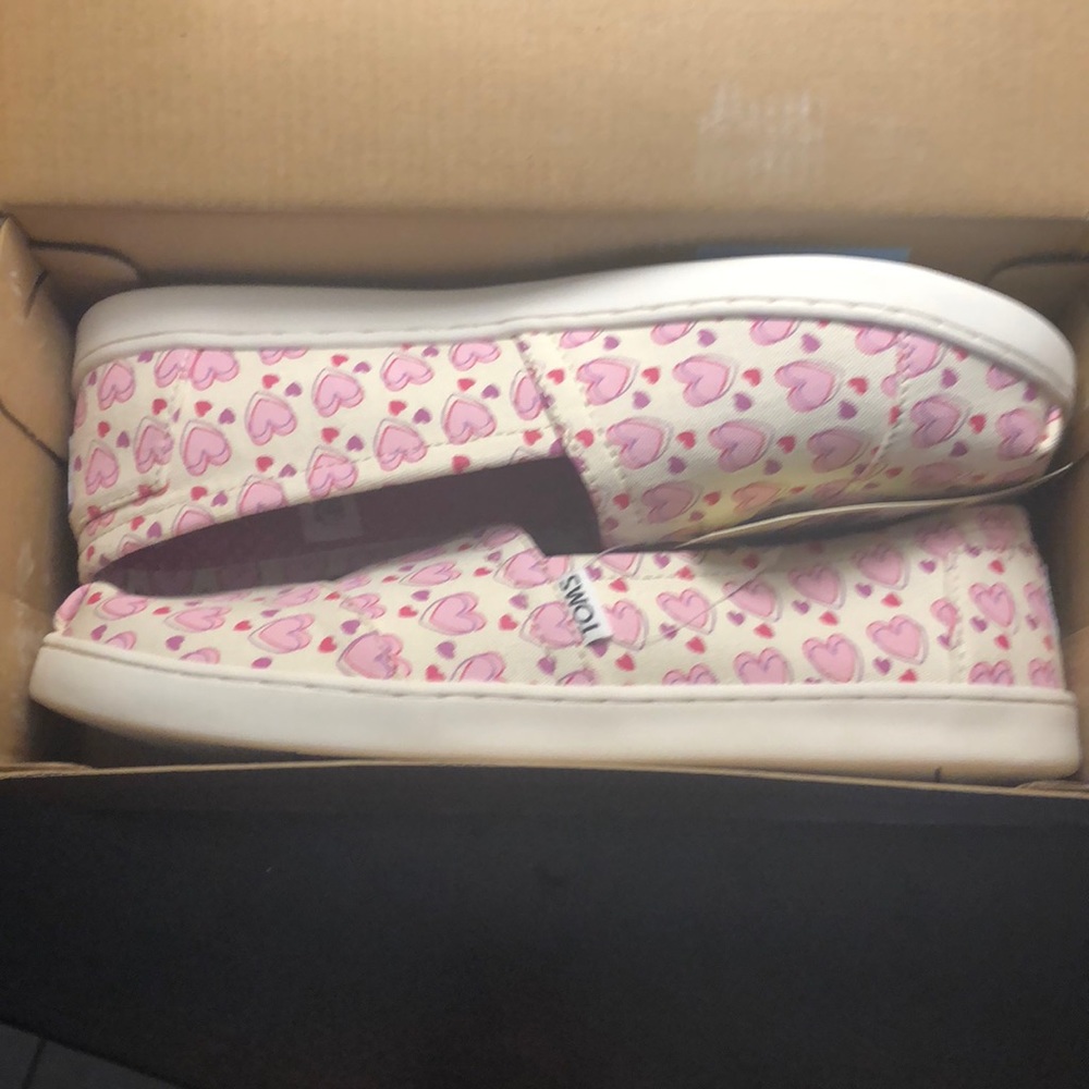 Toms shoes